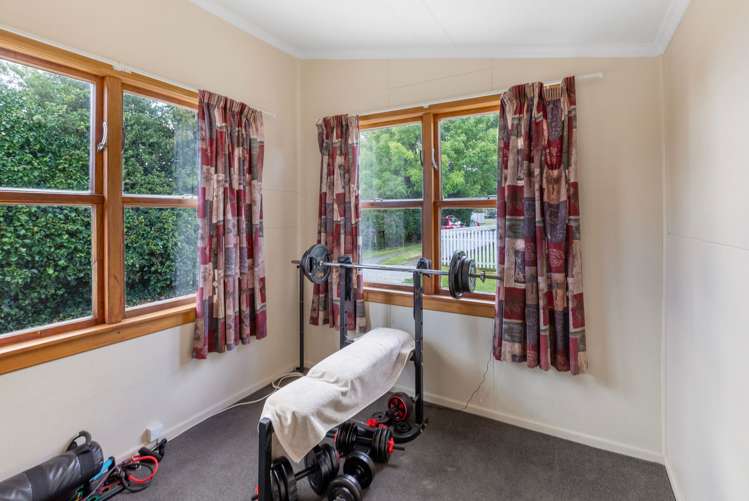 36 Railway Esplanade Gore_26