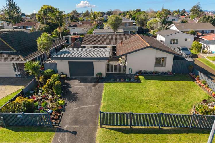 6 Booker Place Manurewa_17