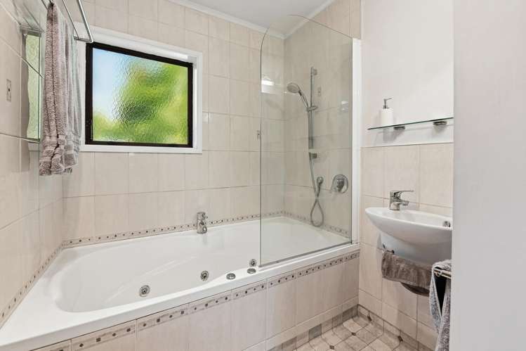 17B Peachgrove Terrace Hillcrest_6