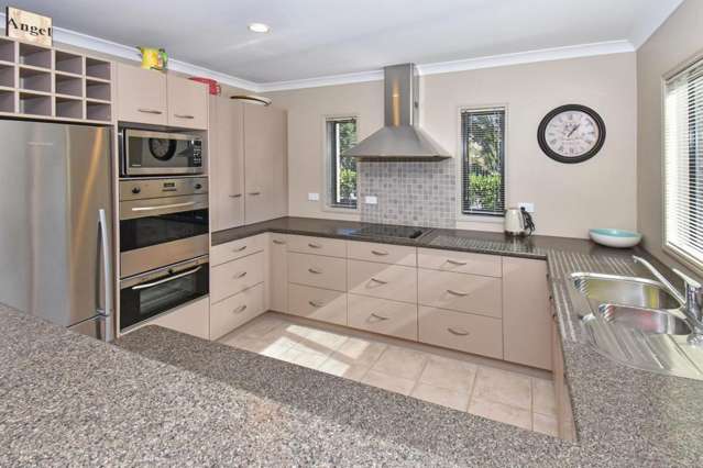 150 Charles Prevost Drive The Gardens_3