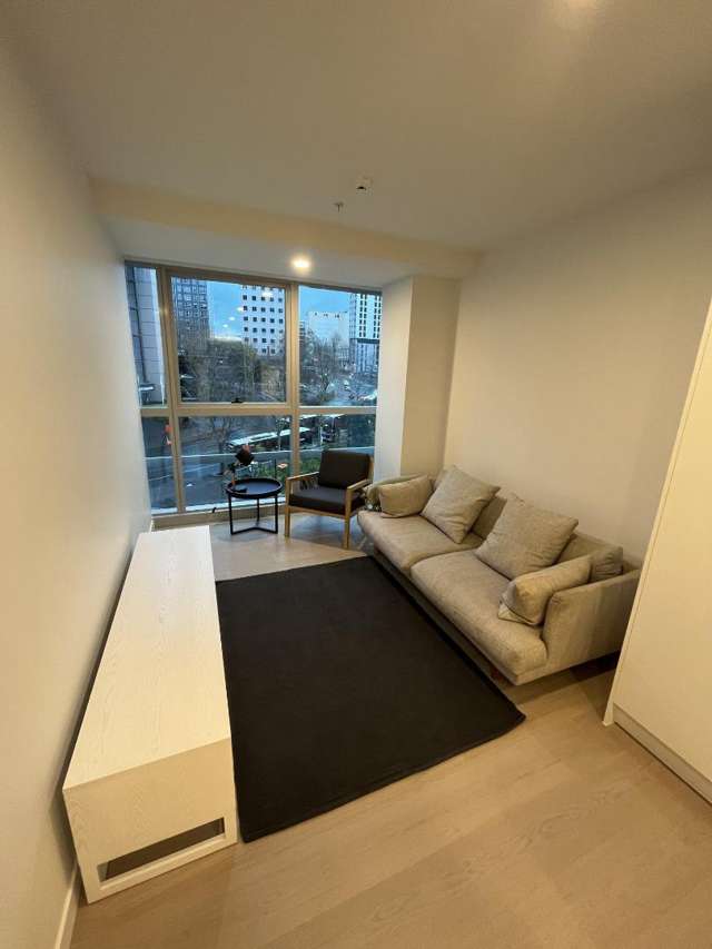 **Charming 1-Bedroom Apartment in the Heart of Auckland City - $650/Week**