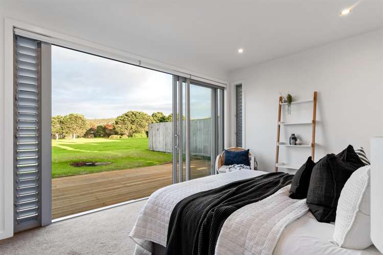 39 Paraoa Crescent Omaha_14