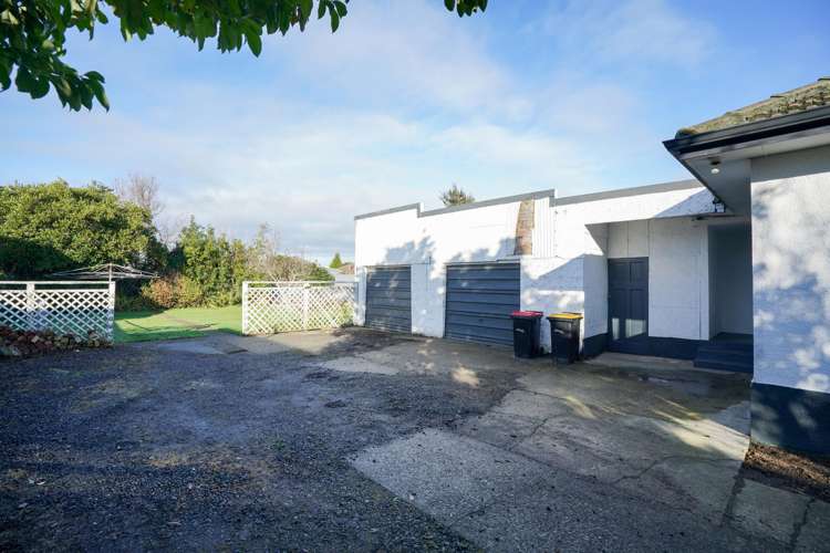 233 Crawford Street Glengarry_14