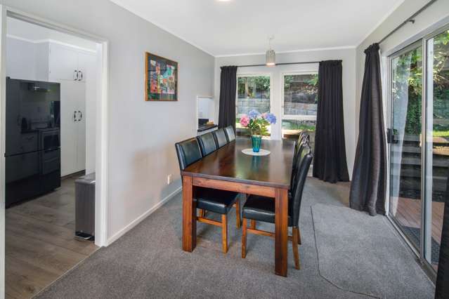 5 Turriff Crescent Tawa_1