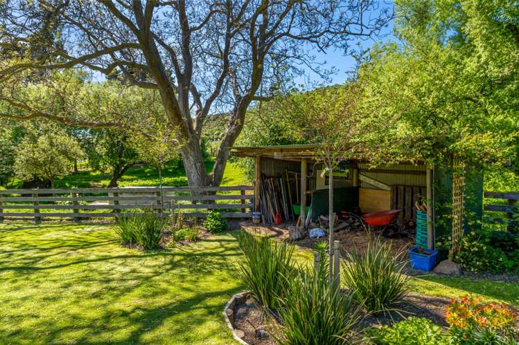 69 Avoca Valley Road Heathcote Valley_20