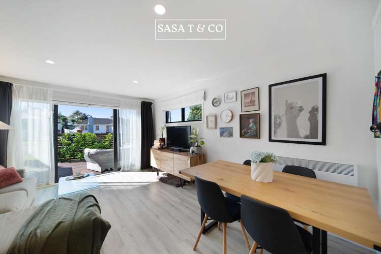 2/16 Putini Road Mangere Bridge_11