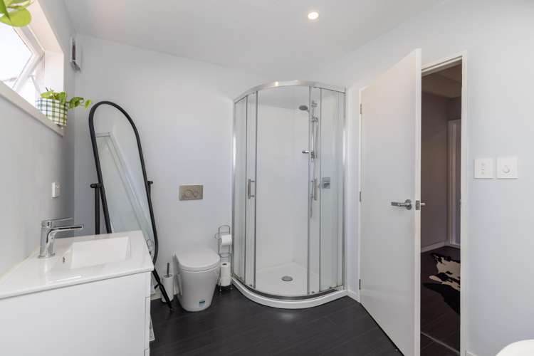 2 Bermuda Grove Paraparaumu Beach_18