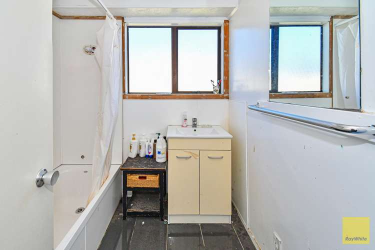 12 Blackgate Place Manurewa_7