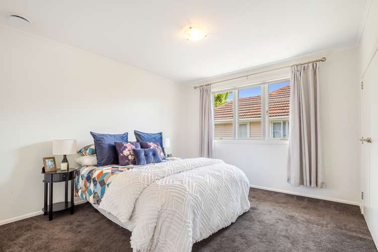 43 Vodanovich Road Te Atatu South_13