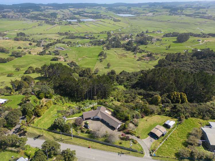 241 Kiwitahi Road Helensville_31