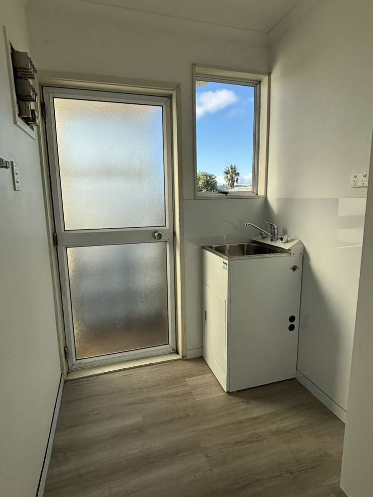 2/33 Penion Drive Otara_8