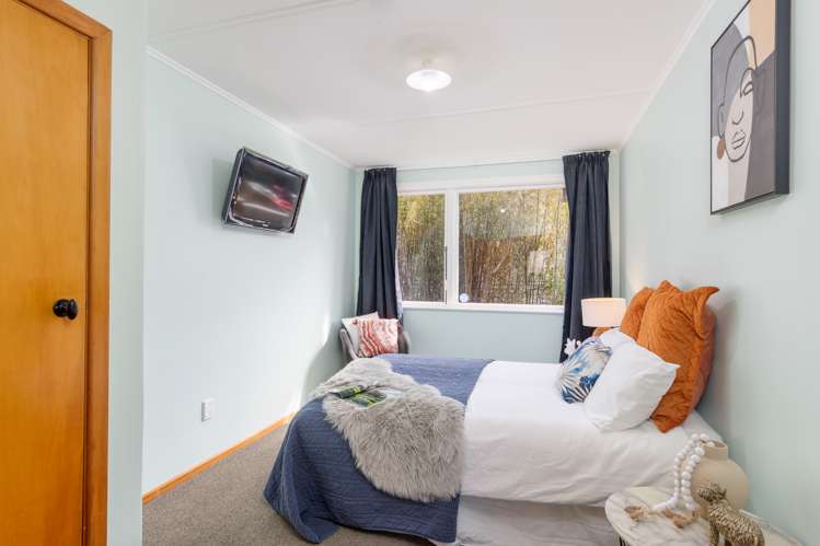 191 Warspite Avenue Waitangirua_8