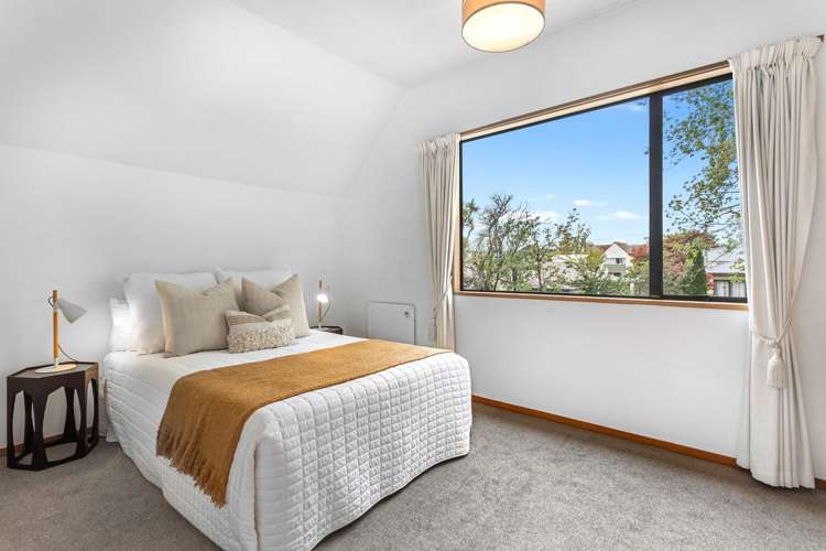 2/20 Bristol Street Merivale_10