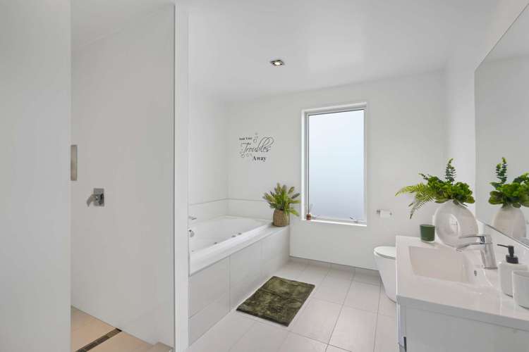 12 Reka Street Parklands_13