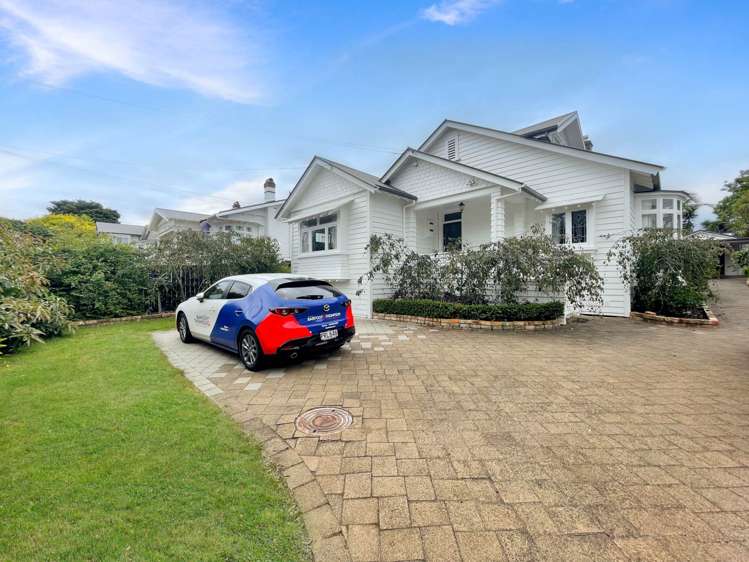 1 Fairholme Avenue_0