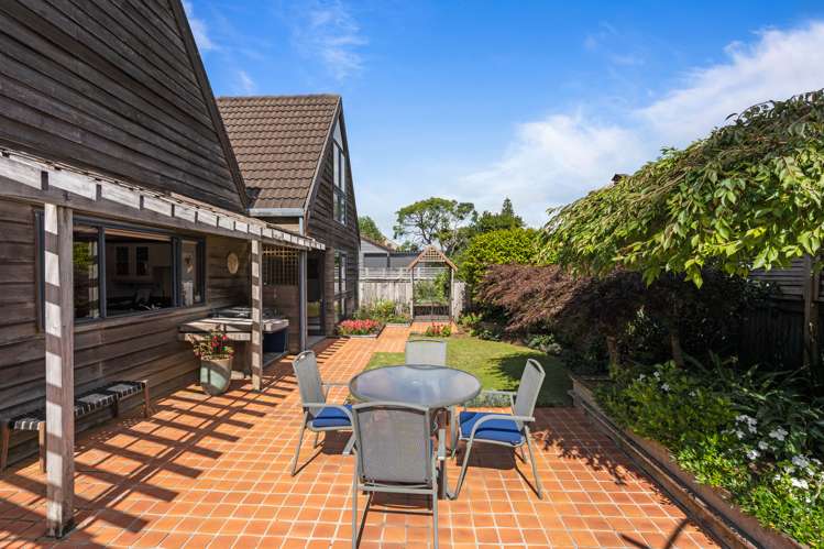 238 Fairway Drive Kamo_18