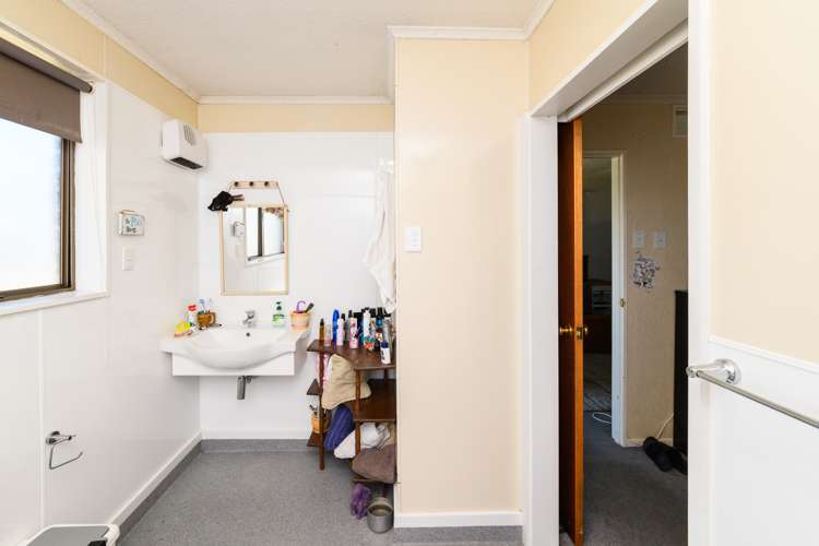 97 Tremaine Avenue Westbrook_12