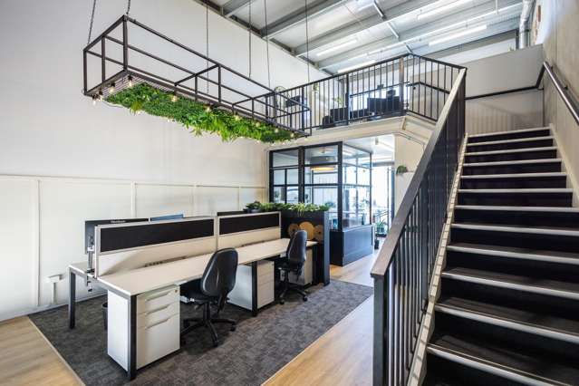 Contemporary office for sale