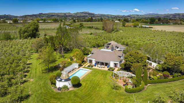 'Ashfield' - 52 Beatson Road Parkvale_1