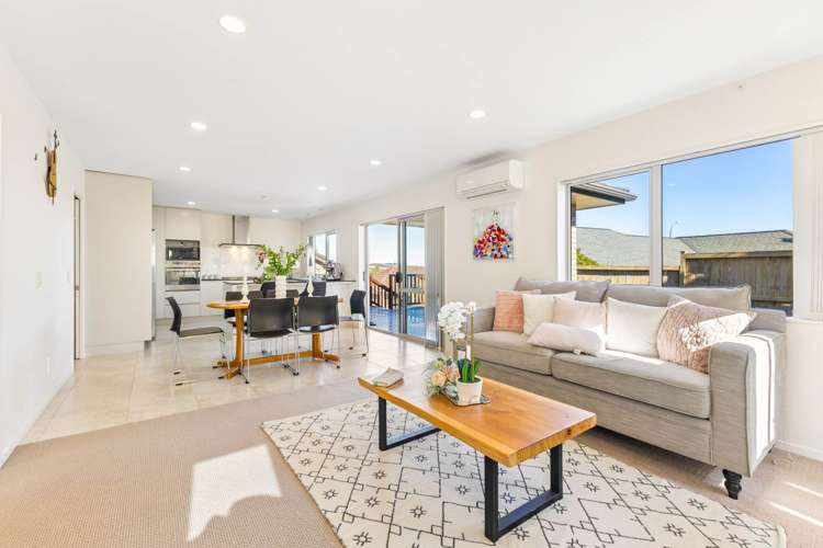 8 Viera Drive Flat Bush_6