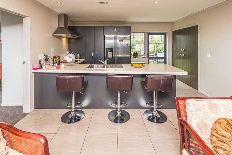 5 Charles Close Springvale_4