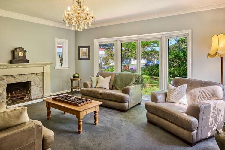 9 Totara Crescent Woburn_16