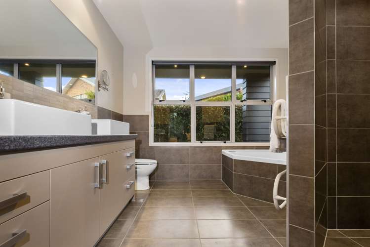 6 Baxendale Drive Westbrook_29