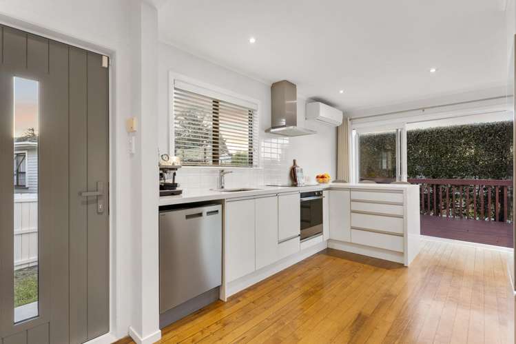 45 Matipo Road Te Atatu Peninsula_11