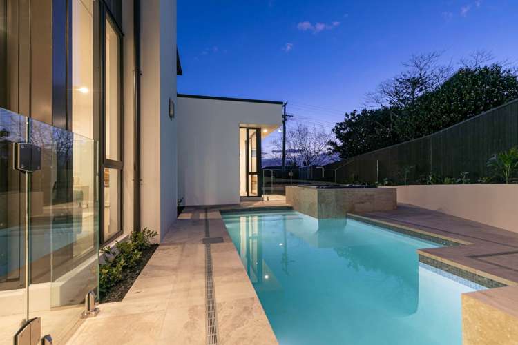 32d Isobel Road Greenhithe_28