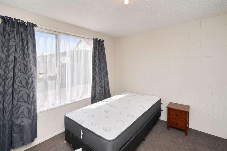 2 Raglan Street Phillipstown_8