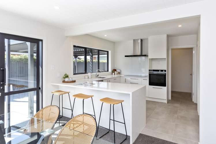 2 Cutts Road Russley_6