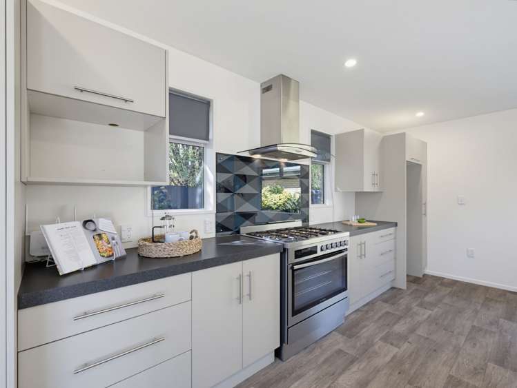 12 Russell Street Darfield_11