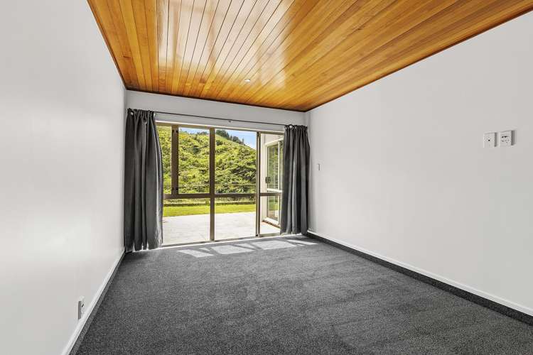 419 and 431 Takapu Road Takapu Valley_15