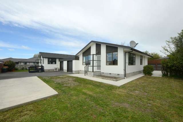 16a Ottawa Road Wainoni_1