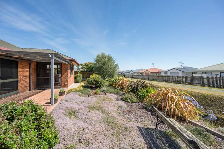 17 Saint James Avenue Richmond_16