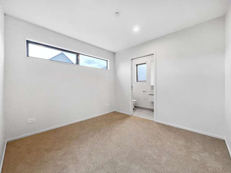 7/14 Clive Street Phillipstown_9