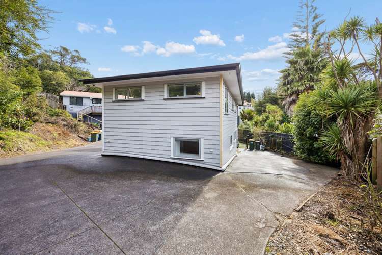 1/4 James Scott Place Te Atatu South_6