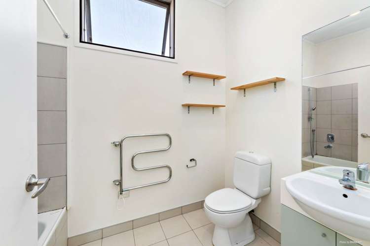 53/3 Wagener Place Mount Albert_13