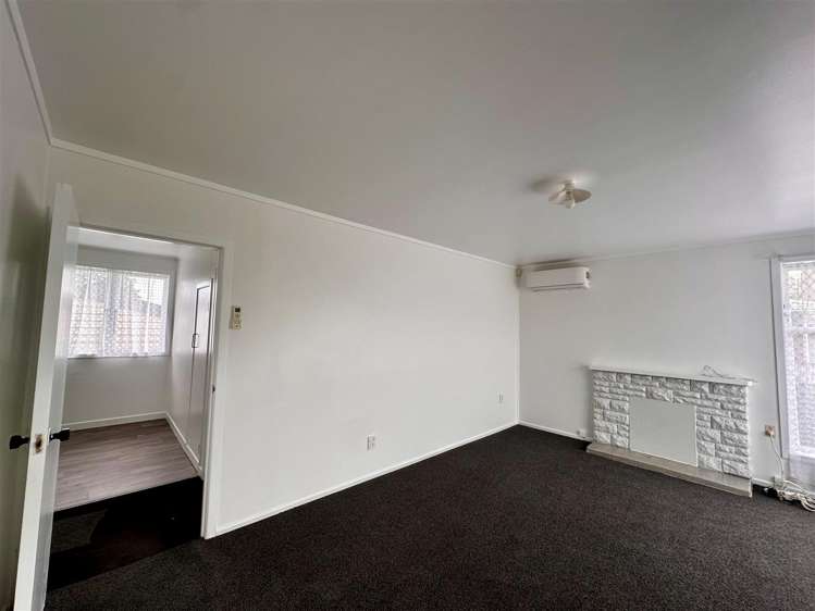 18 Bolton Place Otara_1