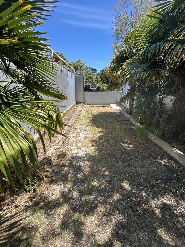 2/36 Comins Crescent Mission Bay_12