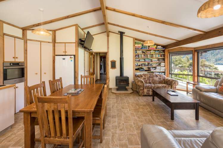 712 Moetapu Bay Road Anakiwa and Surrounds_6