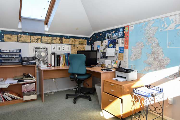 32 Clifton Avenue Carterton_12