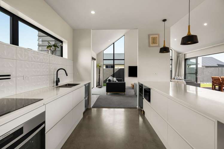 126 Silver Peaks Drive_4