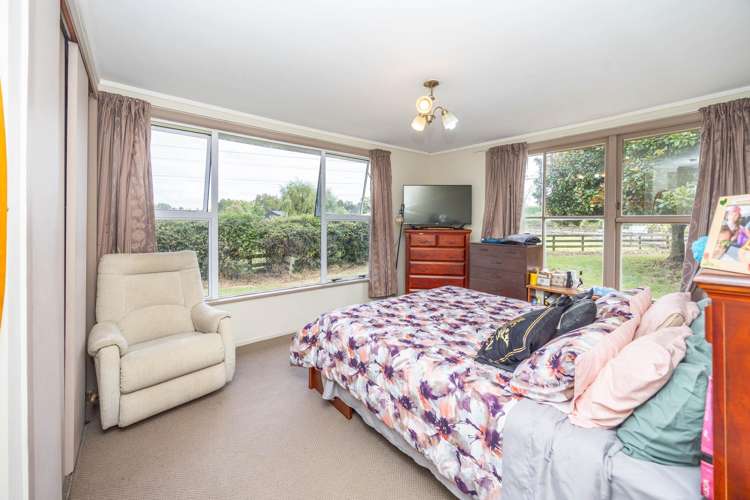 211 Racecourse Road Cambridge_9