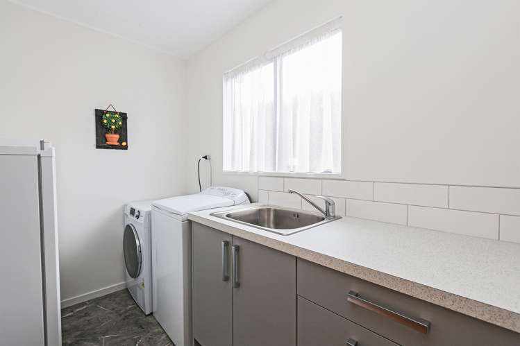 24 Saint Hill Lane Havelock North_14