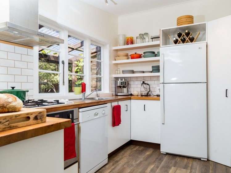 49 Barry Road Waihi_27