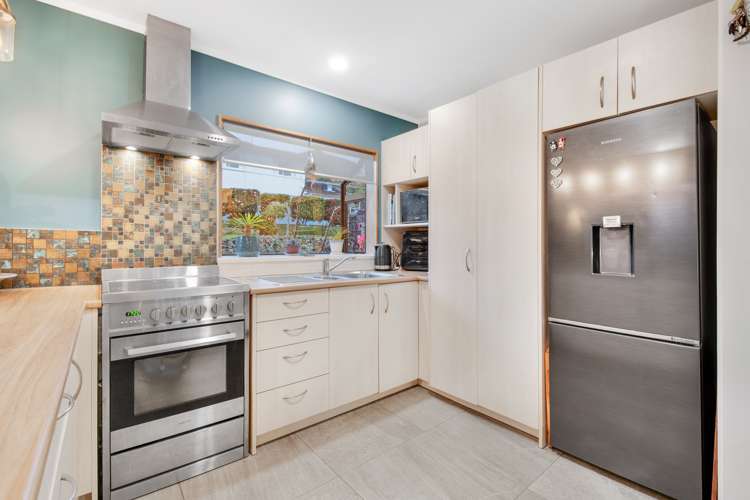 45 Swann Beach Road Stanmore Bay_6