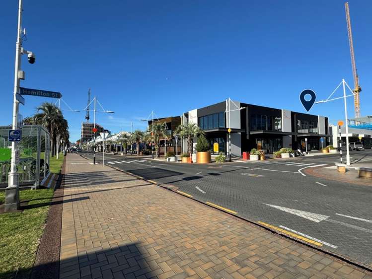 Level 1/55 The Strand_0