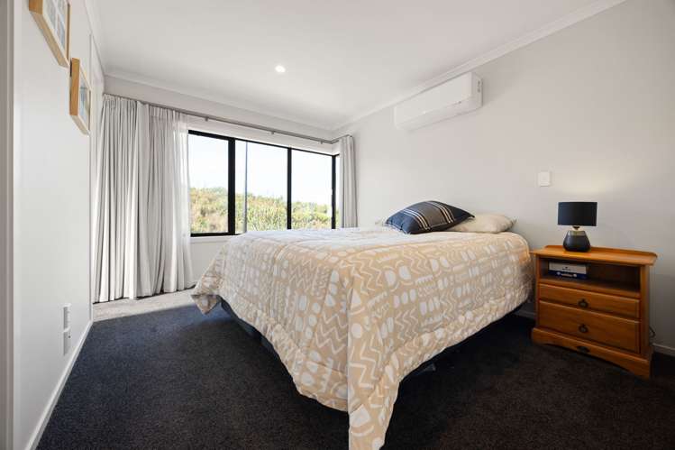 69 Waireka Road Rototuna North_18