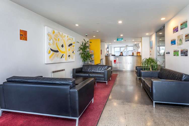 207/133 Beach Road Auckland Central_12